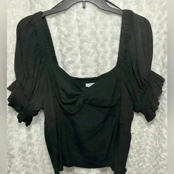 Nine West Women’s Twist Front Puff Sleeve Top - Picture 2 of 12